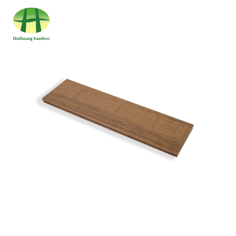 Luonnonvärinen kiiltävä paksu bambulattia