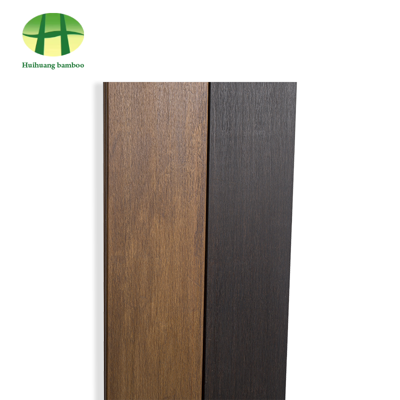 Luonnonvärinen kiiltävä paksu bambulattia