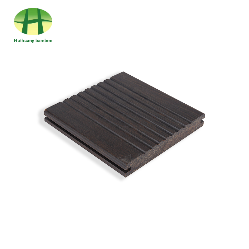 Suuriaaltoinen bambulattia