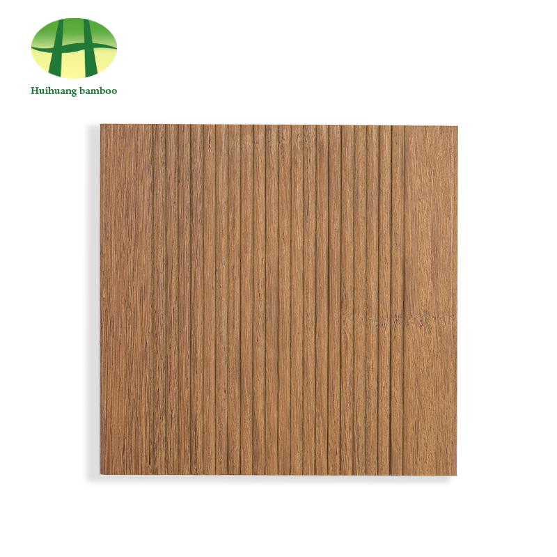 Pieniaaltoinen bambulattia