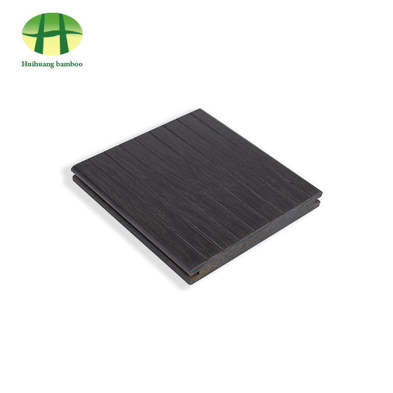 Pieniurainen bambulattia