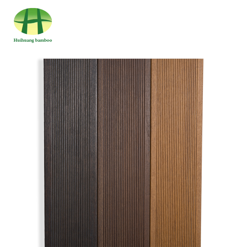 Pieniaaltoinen bambulattia