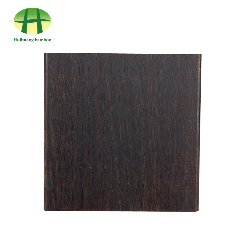 Vakiokokoinen kiiltävä paksu bambulattia